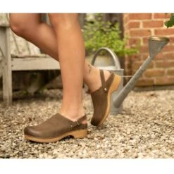 Dansko Berry Mushroom Burnished Nubuck 18 Dansko Berry Mushroom Burnished Nubuck -Dansko Sales Store Barnes PDP Berry mushroom strap