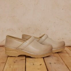 Dansko Professional Sand Milled Burnished -Dansko Sales Store S24 Professional Sand 0212 2400x2400 b020acc2 a3f6 49e1 bab8 b8c6deee560c