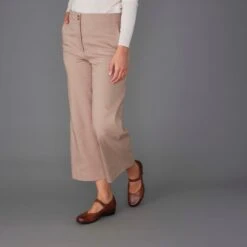 Dansko Fawna Chestnut Burnished Calf -Dansko Sales Store f23 fayette fawna chestnut lifestyle 2400x2400 1